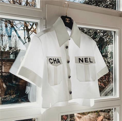 chanel crop shirt
